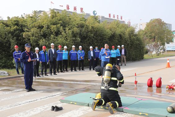 李合军带队到乐鱼online（中国）督导“我是状元”职工职业技能竞赛活动 (1)_副本.jpg
